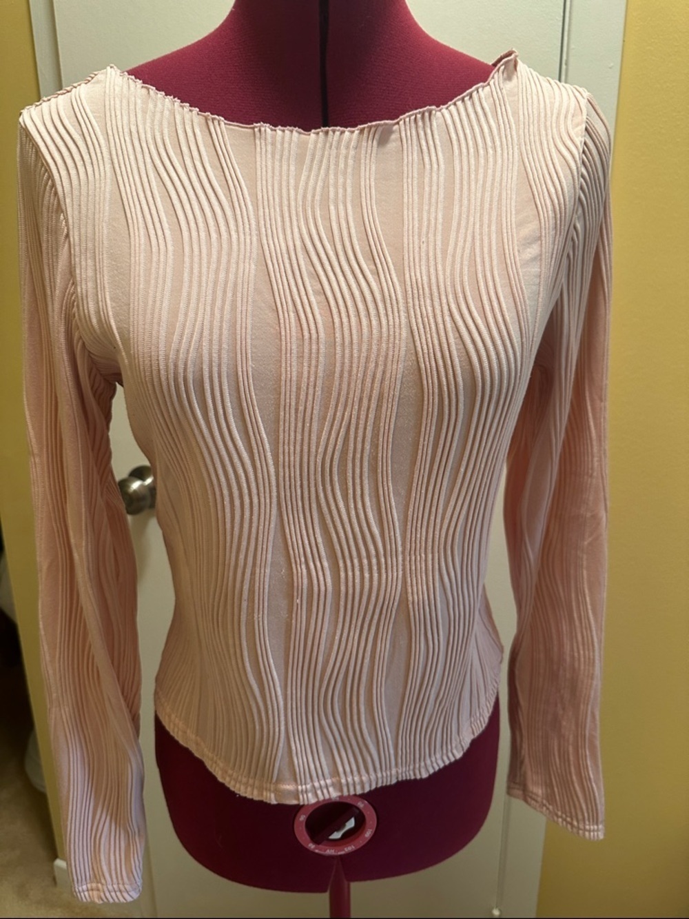 Women's Wave Ribbed Long-Sleeve Top - Blush Pink